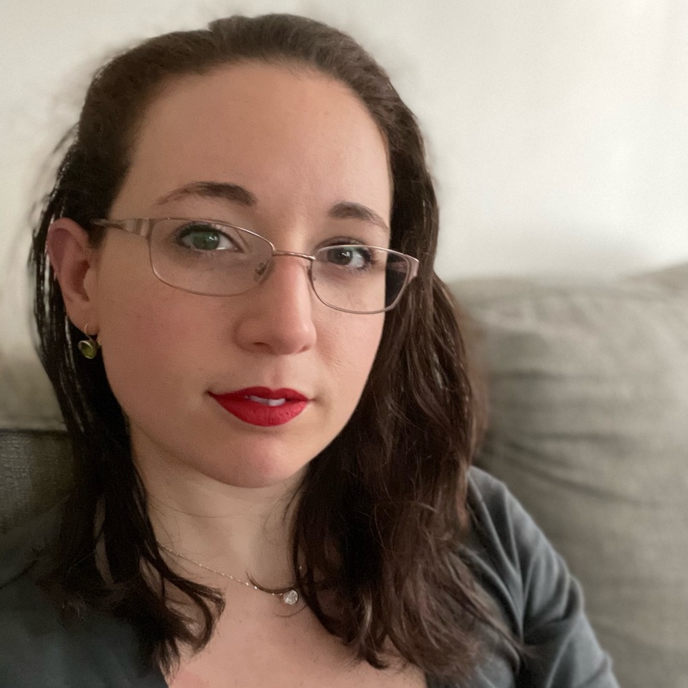 Meet your Posher, Emma